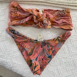 NWOT Lovewave Swim Bikini